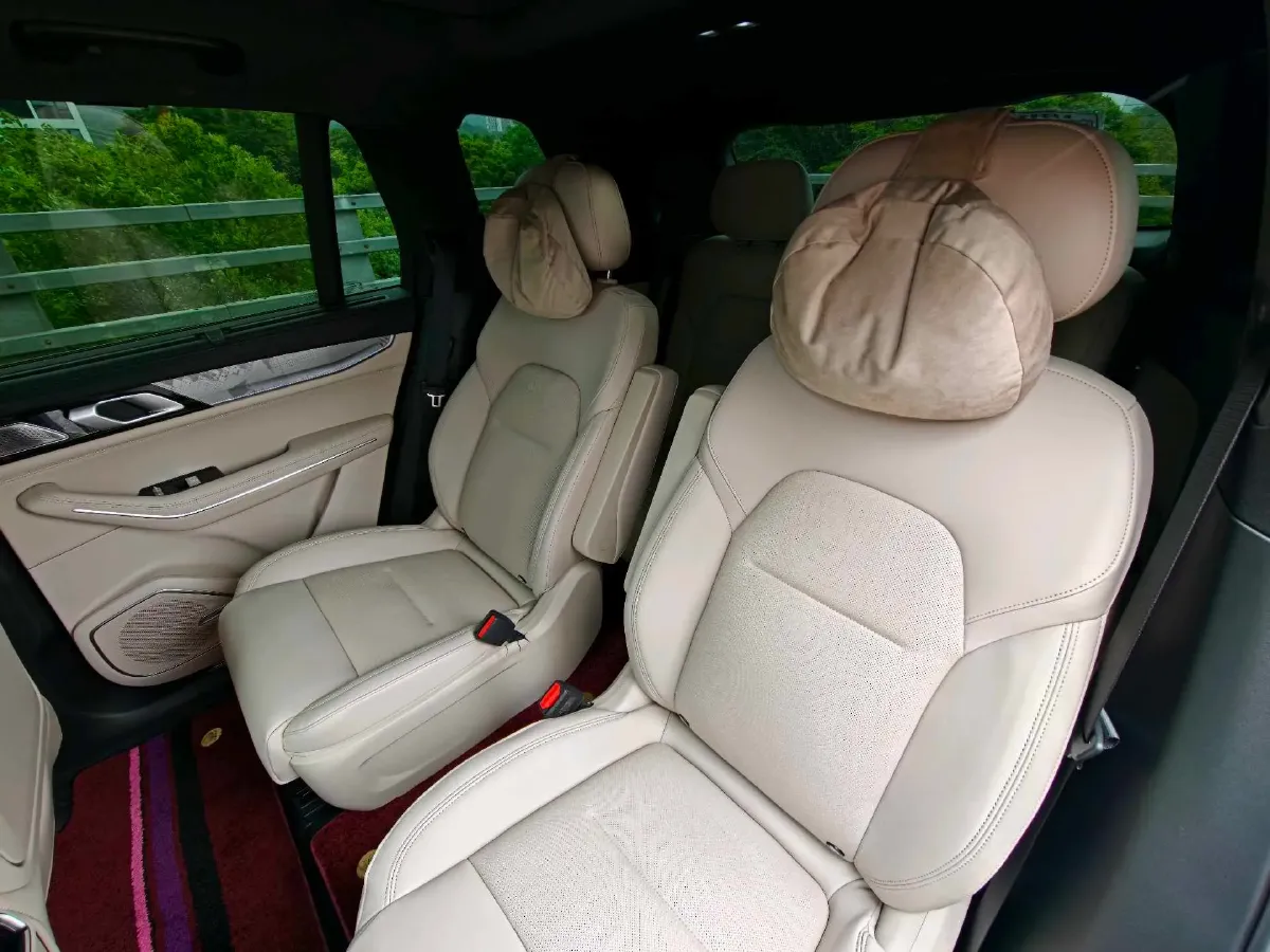 2024 LYNK&CO 09 EM-P 2.0T 254HP L4 3DHT PHEV 40.1KWH,autocango,china used car exporter,china ev exporter,chinese used car exporter,chinese used ev exporter