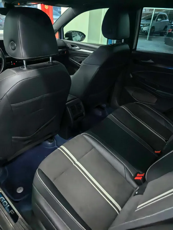 2018 MAXUS XinTu V80 2.5T 136HP L4 6MT,autocango,china used car exporter,china ev exporter,chinese used car exporter,chinese used ev exporter