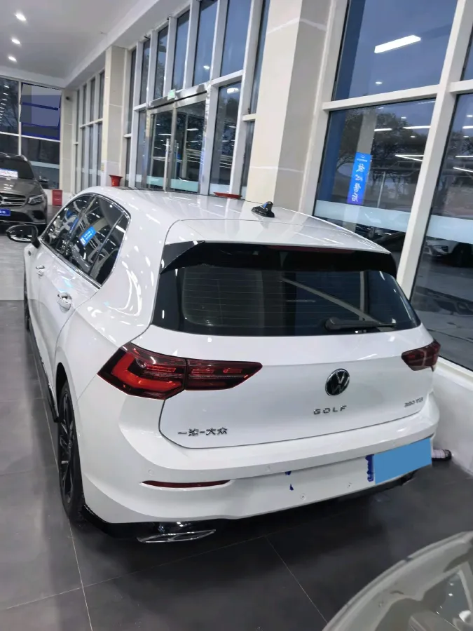 2018 MAXUS XinTu V80 2.5T 136HP L4 6MT,autocango,china used car exporter,china ev exporter,chinese used car exporter,chinese used ev exporter