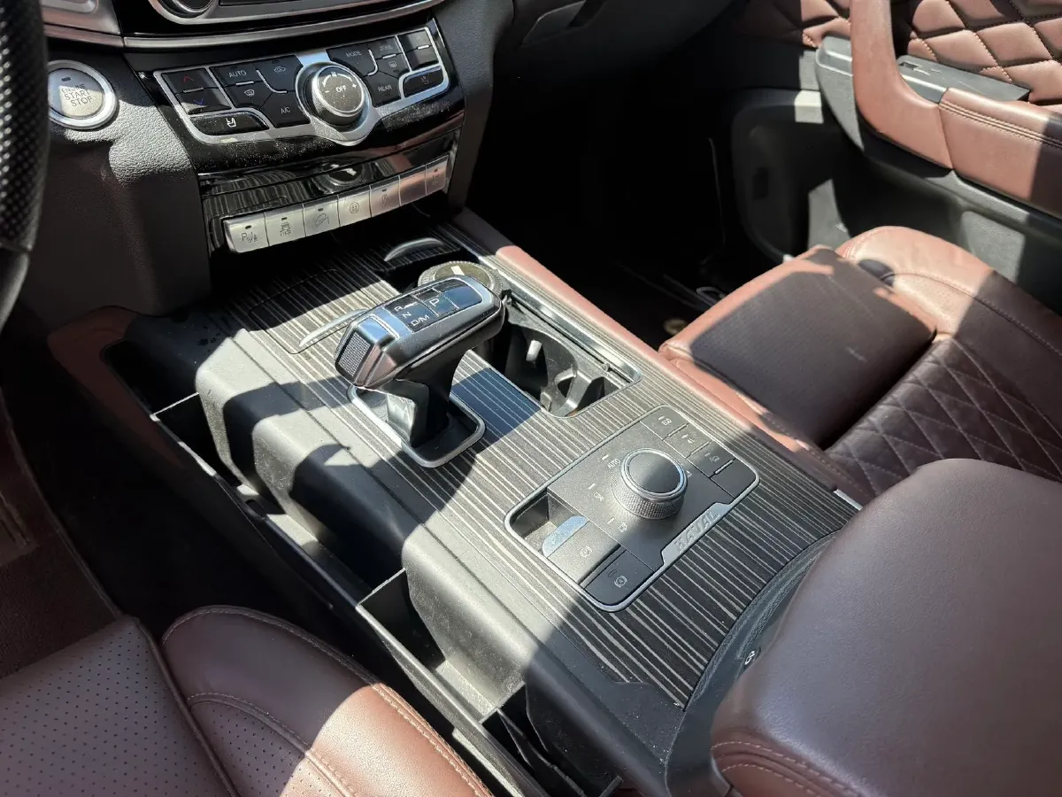 2022 Haval H9 2.0T 224HP L4 8AT,autocango,china used car exporter,china ev exporter,chinese used car exporter,chinese used ev exporter