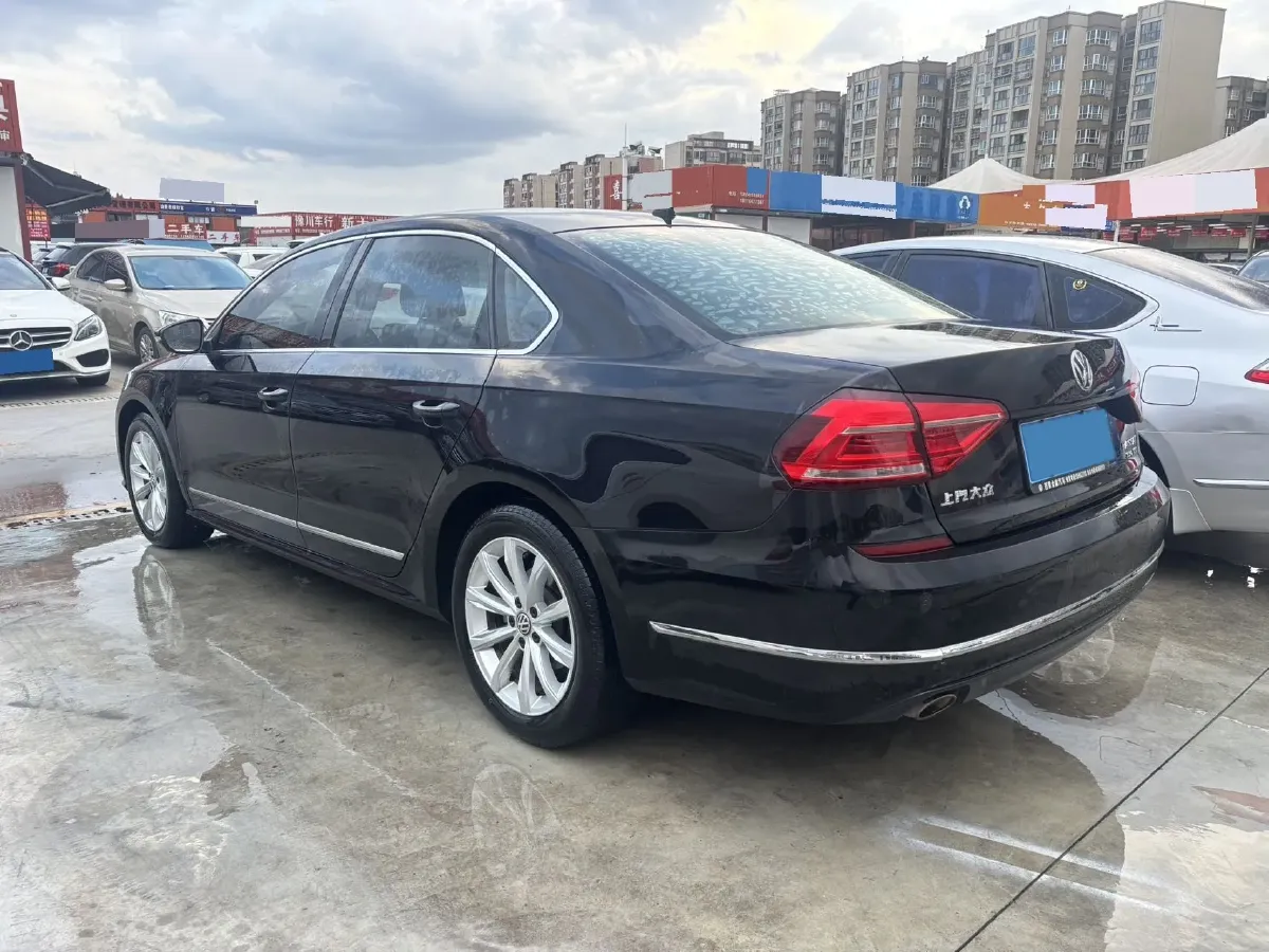 2017 Volkswagen Passat 1.8T 180HP L4 7DCT,autocango,china used car exporter,china ev exporter,chinese used car exporter,chinese used ev exporter