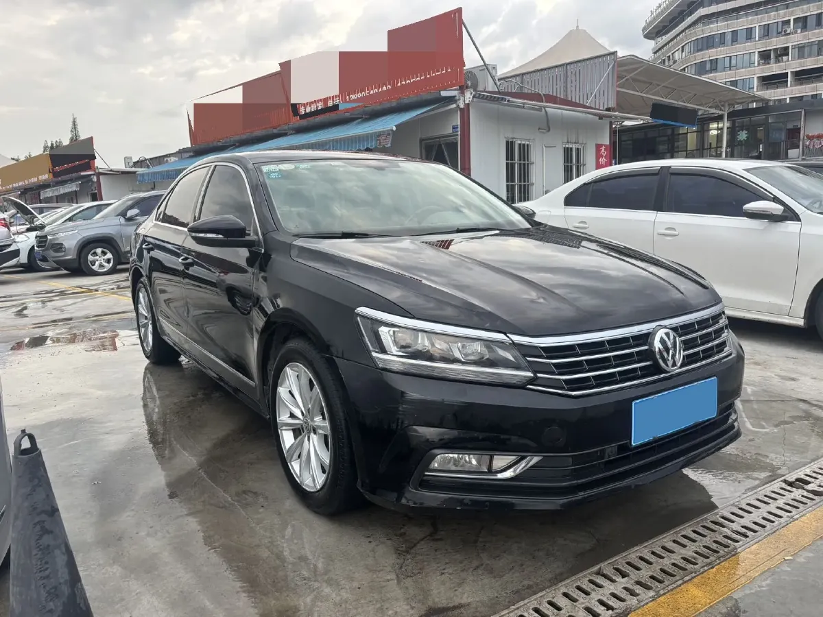 2017 Volkswagen Passat 1.8T 180HP L4 7DCT,autocango,china used car exporter,china ev exporter,chinese used car exporter,chinese used ev exporter