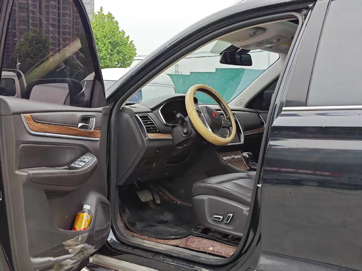 2018 Roewe RX5 2.0T 220HP L4 6DCT,autocango,china used car exporter,china ev exporter,chinese used car exporter,chinese used ev exporter