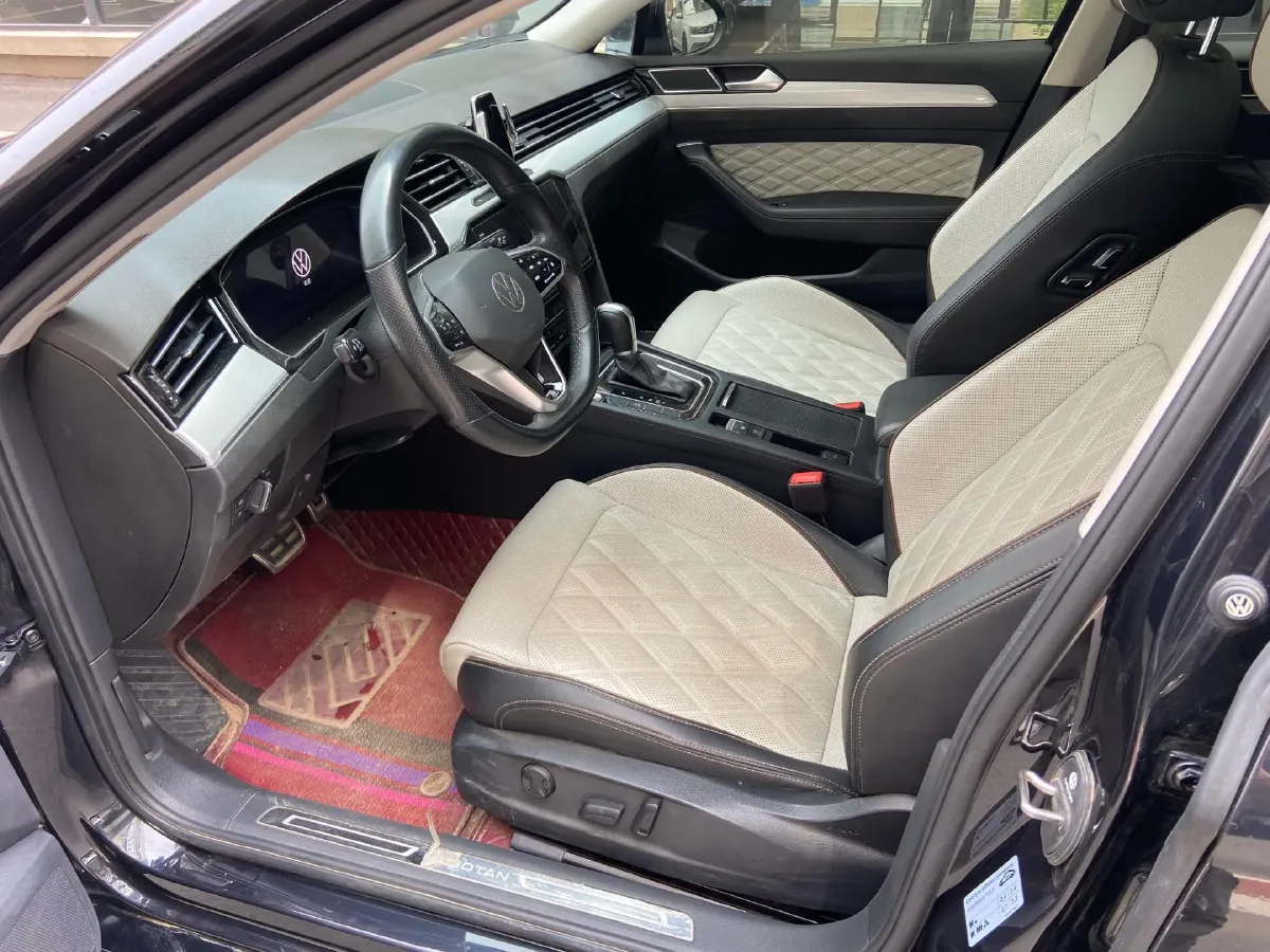 2023 Volkswagen Magotan 2.0T 186HP L4 7DCT,autocango,china used car exporter,china ev exporter,chinese used car exporter,chinese used ev exporter