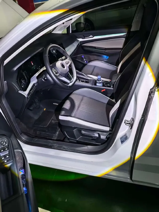 2023 Volkswagen Golf 1.4T 150HP L4 7DCT,autocango,china used car exporter,china ev exporter,chinese used car exporter,chinese used ev exporter