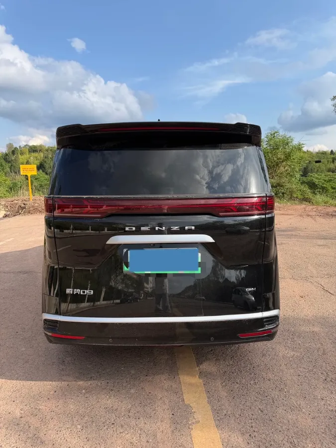 2022 HongQi HS7 3.0T 337HP V6 8AT,autocango,china used car exporter,china ev exporter,chinese used car exporter,chinese used ev exporter