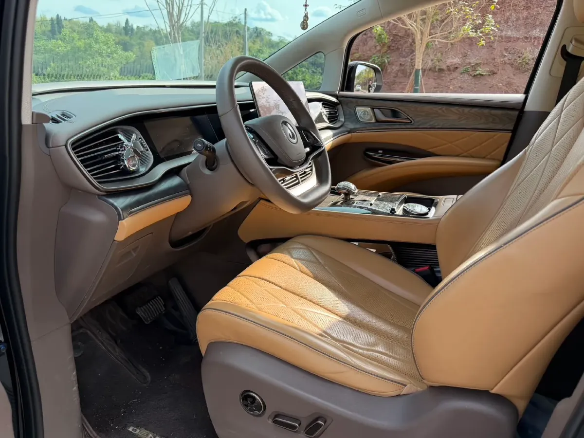 2022 HongQi HS7 3.0T 337HP V6 8AT,autocango,china used car exporter,china ev exporter,chinese used car exporter,chinese used ev exporter