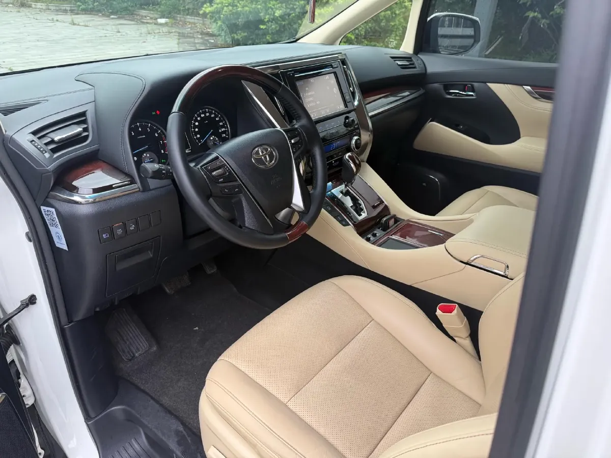 2018 Toyota Alphard 3.5L 301HP V6 8AT,autocango,china used car exporter,china ev exporter,chinese used car exporter,chinese used ev exporter