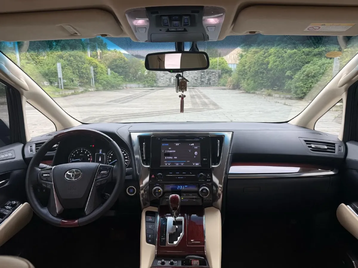 2018 Toyota Alphard 3.5L 301HP V6 8AT,autocango,china used car exporter,china ev exporter,chinese used car exporter,chinese used ev exporter