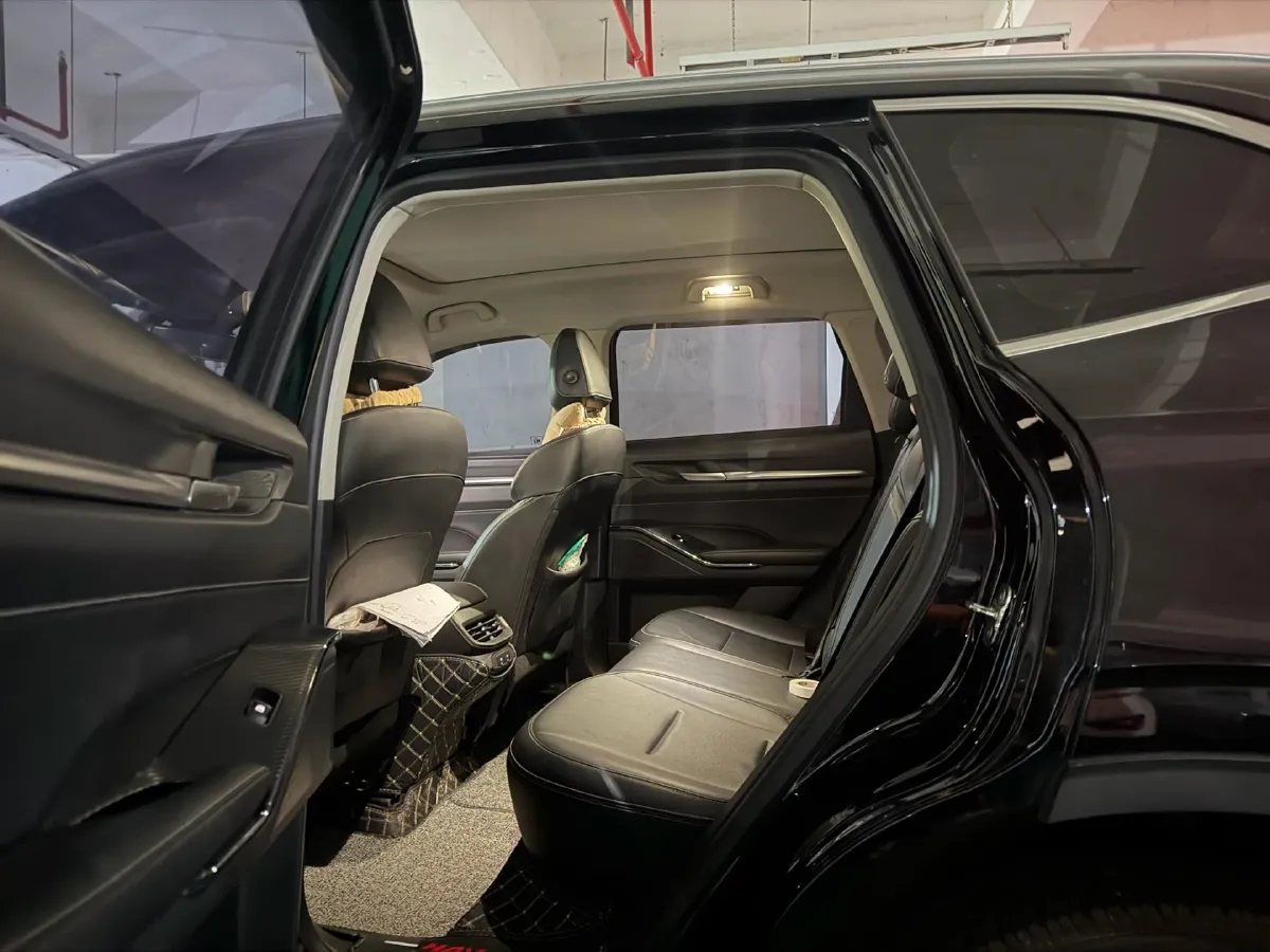 2021 Haval H6 1.5T 169HP L4 7DCT,autocango,china used car exporter,china ev exporter,chinese used car exporter,chinese used ev exporter