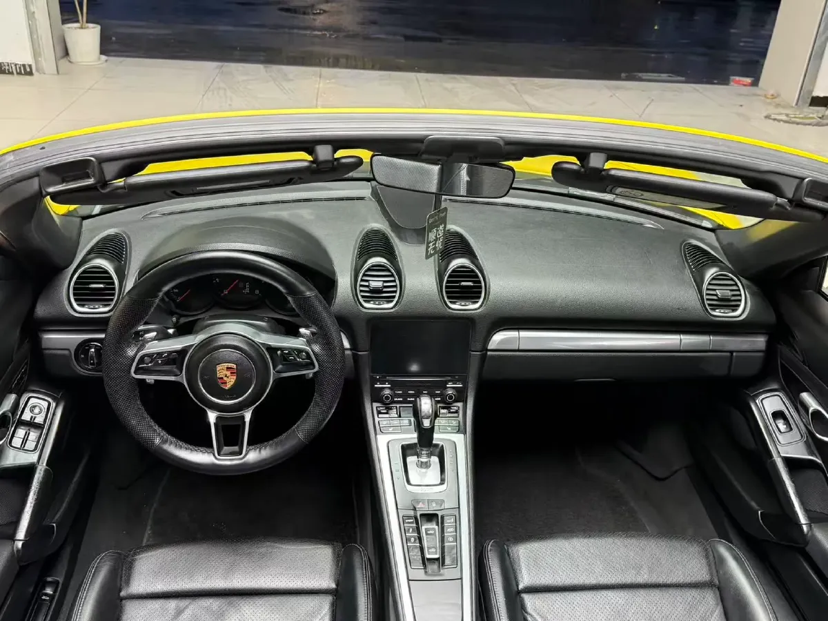 2018 Porsche 718 2.0T 250HP H4 7DCT,autocango,china used car exporter,china ev exporter,chinese used car exporter,chinese used ev exporter