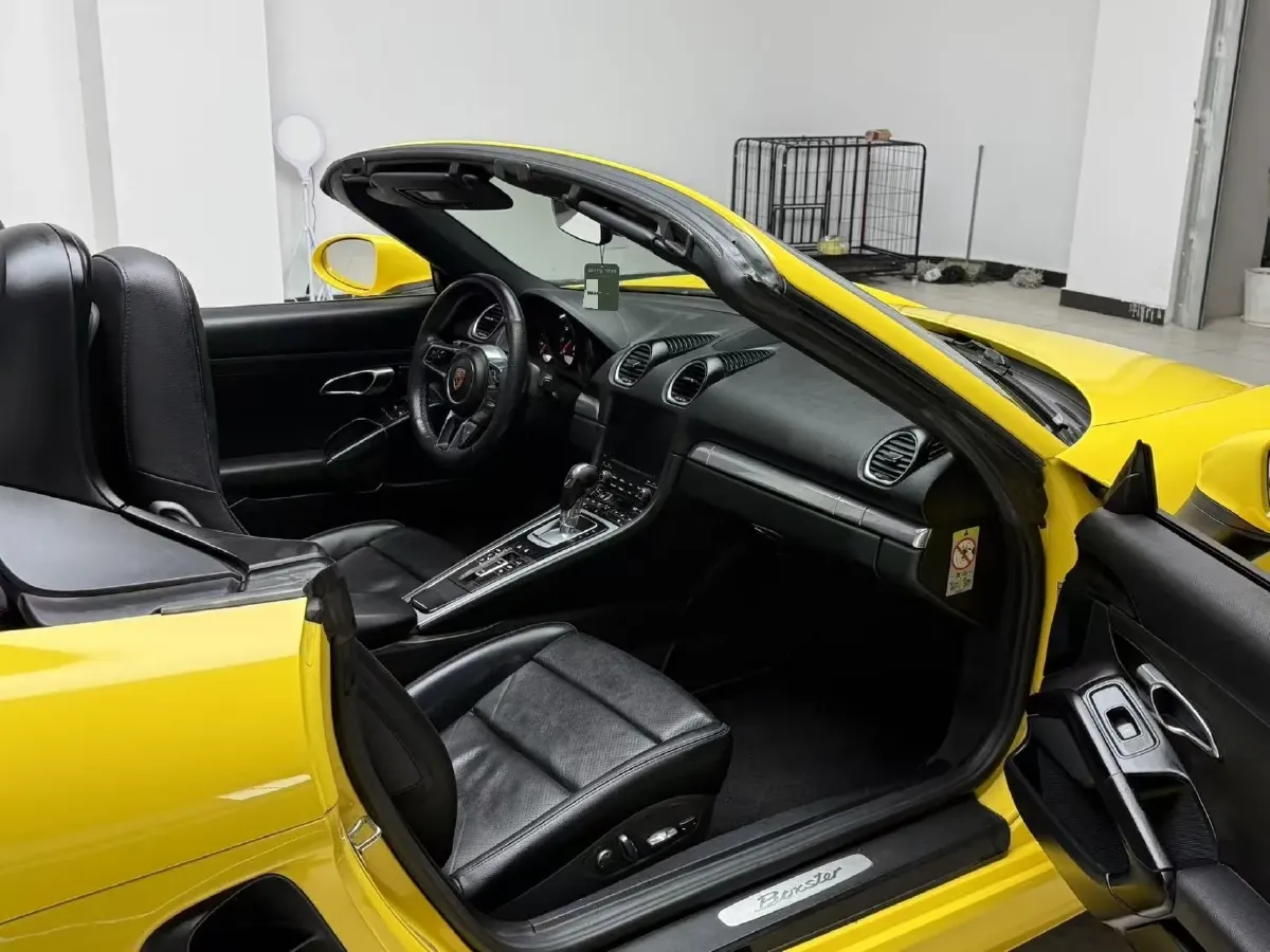 2018 Porsche 718 2.0T 250HP H4 7DCT,autocango,china used car exporter,china ev exporter,chinese used car exporter,chinese used ev exporter