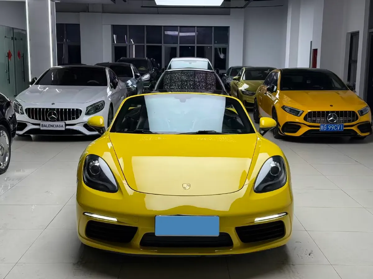 2018 Porsche 718 2.0T 250HP H4 7DCT,autocango,china used car exporter,china ev exporter,chinese used car exporter,chinese used ev exporter