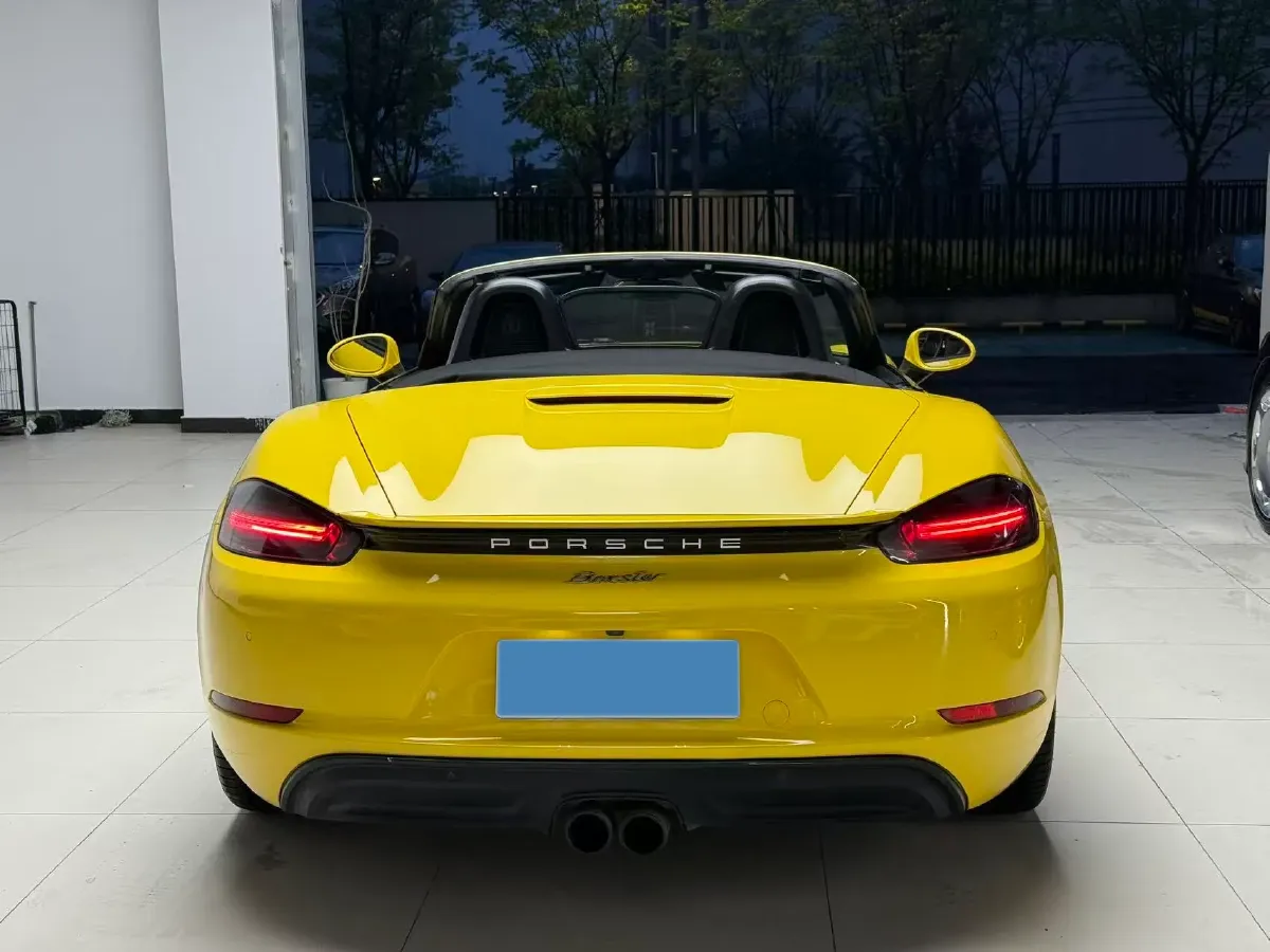 2018 Porsche 718 2.0T 250HP H4 7DCT,autocango,china used car exporter,china ev exporter,chinese used car exporter,chinese used ev exporter
