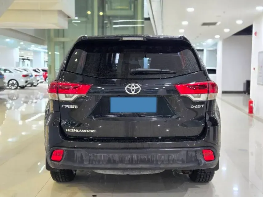 2021 Toyota Highlander 2.0T 220HP L4 6AT,autocango,china used car exporter,china ev exporter,chinese used car exporter,chinese used ev exporter