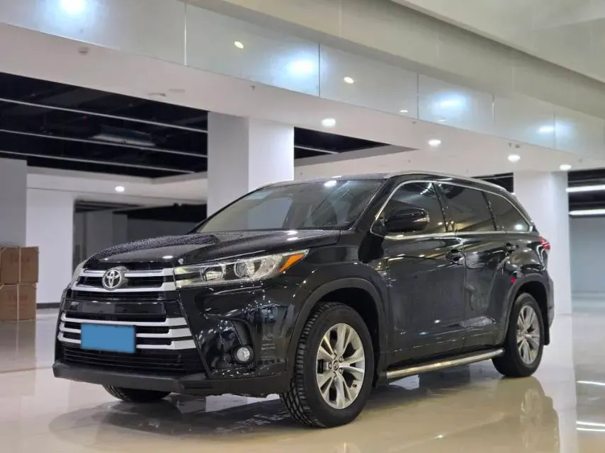 2021 Toyota Highlander 2.0T 220HP L4 6AT,autocango,china used car exporter,china ev exporter,chinese used car exporter,chinese used ev exporter