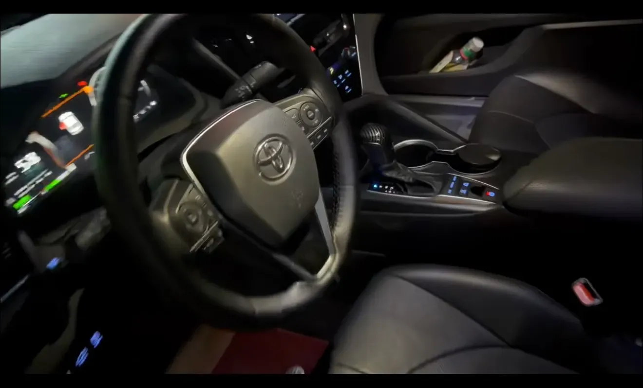 2023 Toyota Camry 2.5L 178HP L4 E-CVT Hybrid,autocango,china used car exporter,china ev exporter,chinese used car exporter,chinese used ev exporter