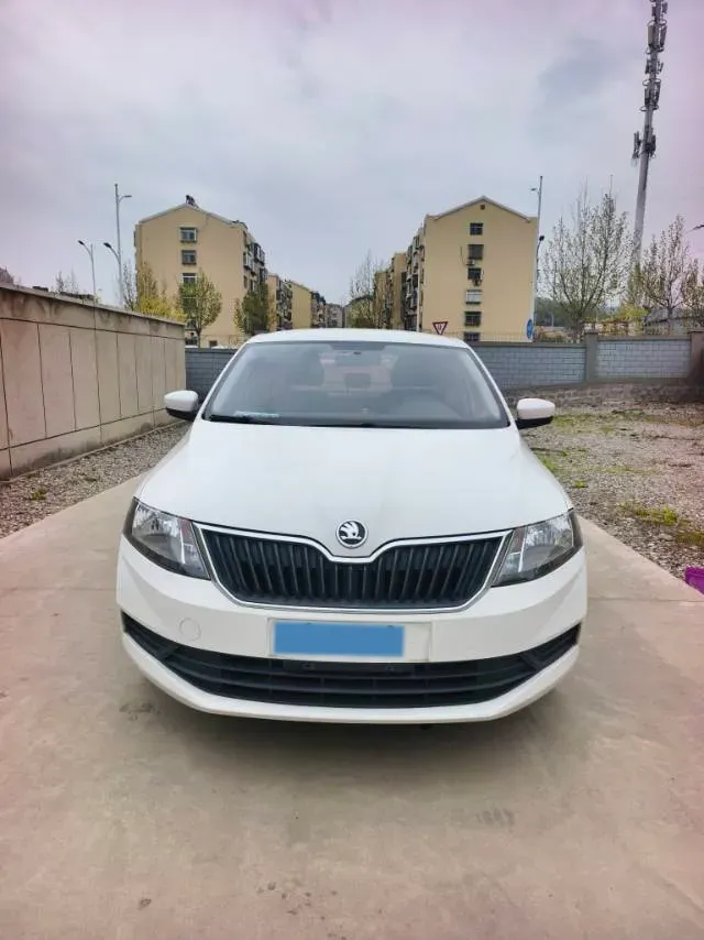 2018 Skoda Rapid 1.6L 110HP L4 5MT,autocango,china used car exporter,china ev exporter,chinese used car exporter,chinese used ev exporter