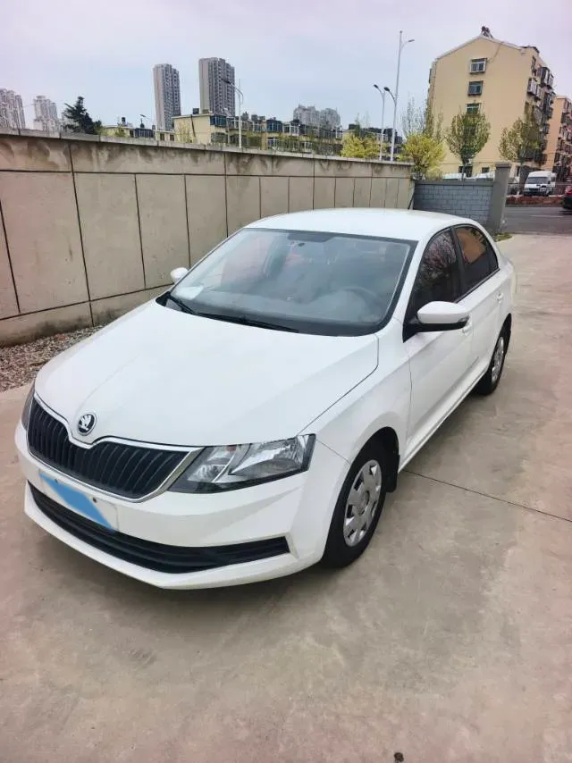 2018 Skoda Rapid 1.6L 110HP L4 5MT,autocango,china used car exporter,china ev exporter,chinese used car exporter,chinese used ev exporter