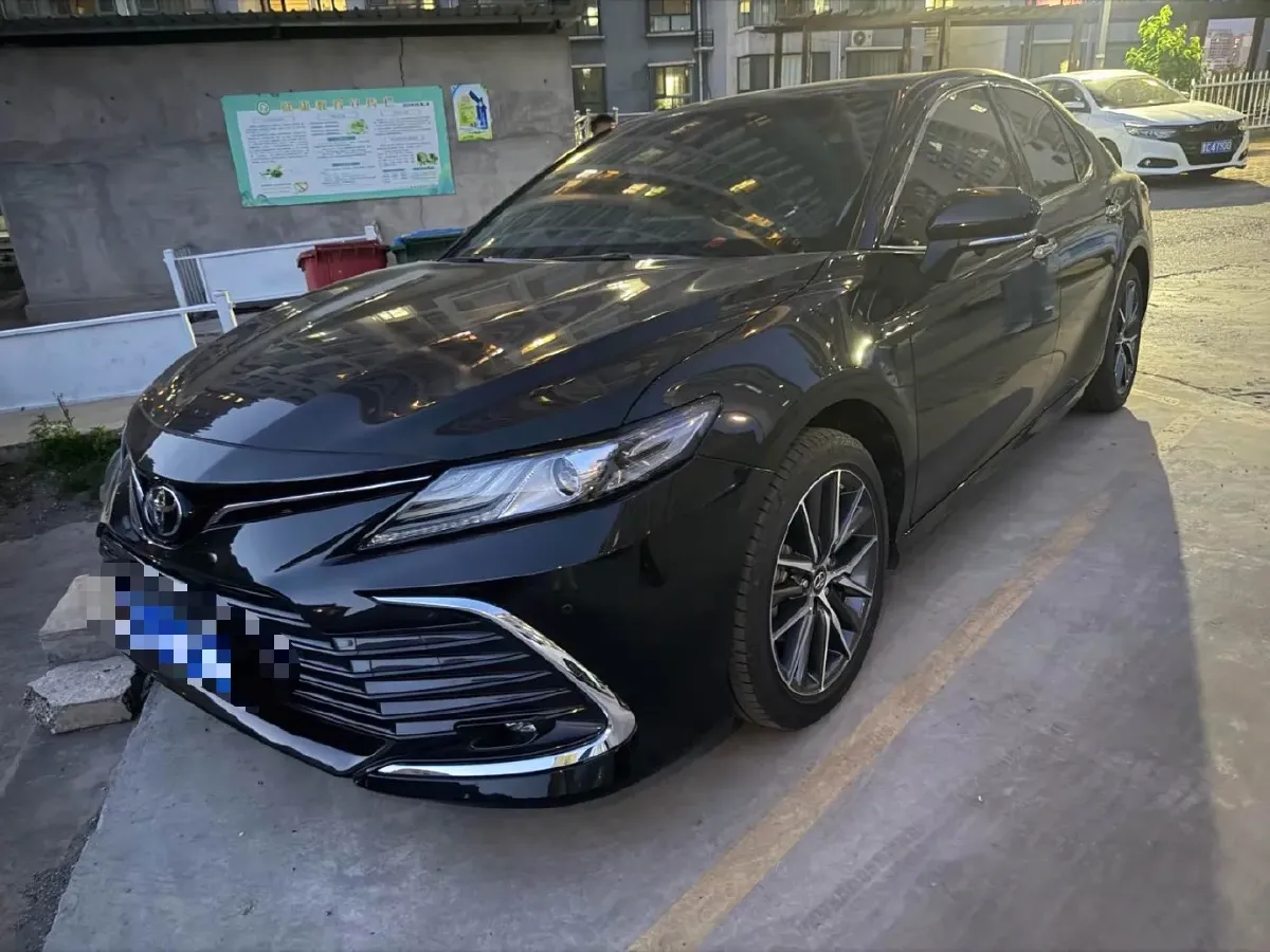 2024 Toyota Camry 2.5L 185HP L4 E-CVT Hybrid,autocango,china used car exporter,china ev exporter,chinese used car exporter,chinese used ev exporter