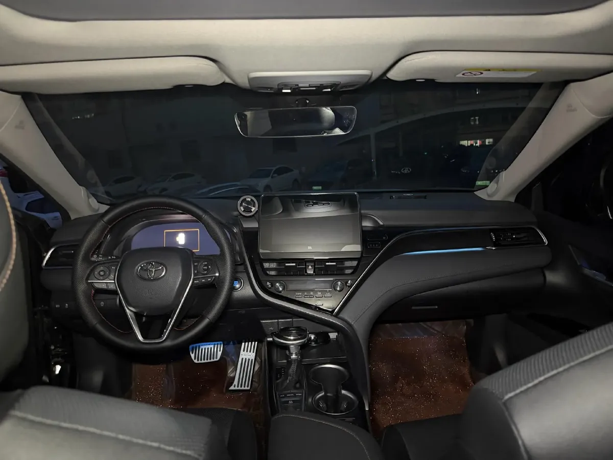 2024 Toyota Camry 2.5L 185HP L4 E-CVT Hybrid,autocango,china used car exporter,china ev exporter,chinese used car exporter,chinese used ev exporter