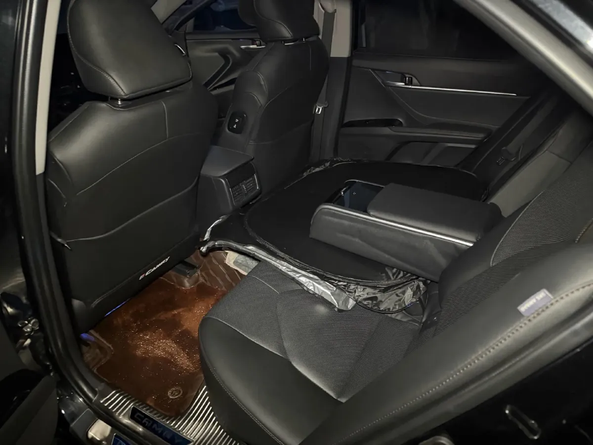 2024 Toyota Camry 2.5L 185HP L4 E-CVT Hybrid,autocango,china used car exporter,china ev exporter,chinese used car exporter,chinese used ev exporter