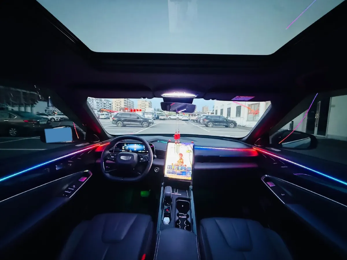 2024 Geely Azkarra 1.5T 181HP L4 7DCT,autocango,china used car exporter,china ev exporter,chinese used car exporter,chinese used ev exporter