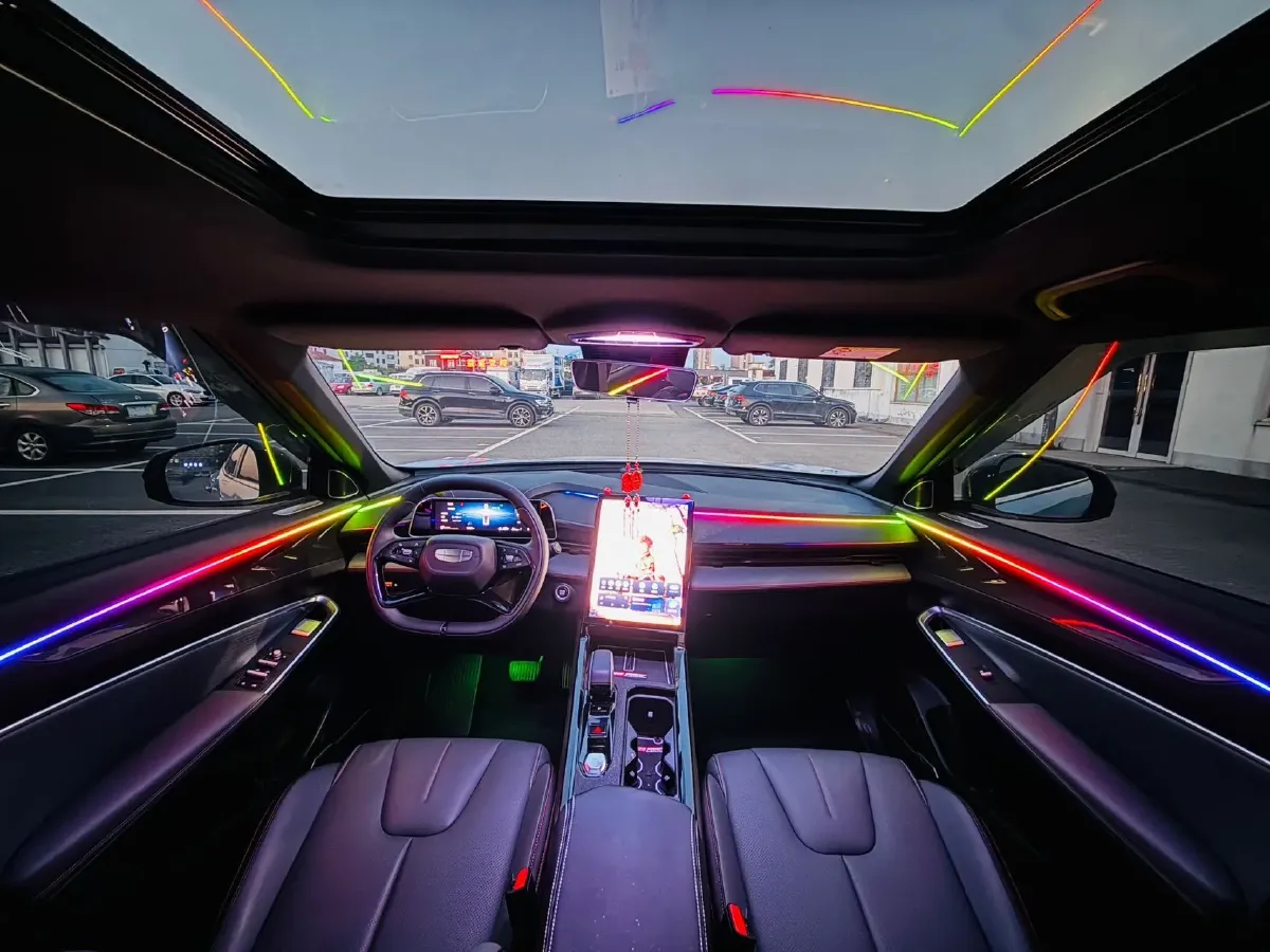 2024 Geely Azkarra 1.5T 181HP L4 7DCT,autocango,china used car exporter,china ev exporter,chinese used car exporter,chinese used ev exporter