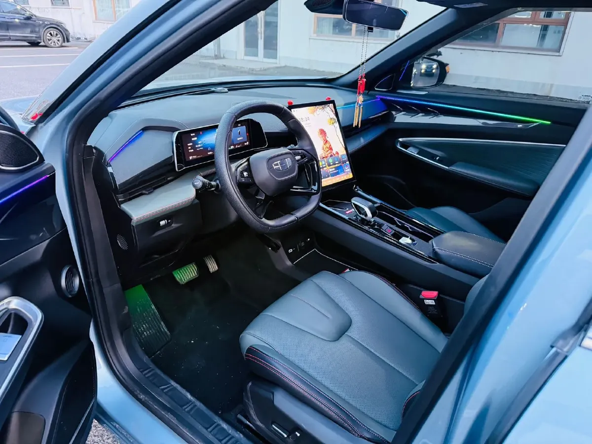 2024 Geely Azkarra 1.5T 181HP L4 7DCT,autocango,china used car exporter,china ev exporter,chinese used car exporter,chinese used ev exporter