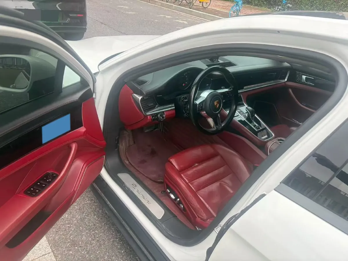 2017 BMW X6 3.0T 306HP L6 8AT,autocango,china used car exporter,china ev exporter,chinese used car exporter,chinese used ev exporter