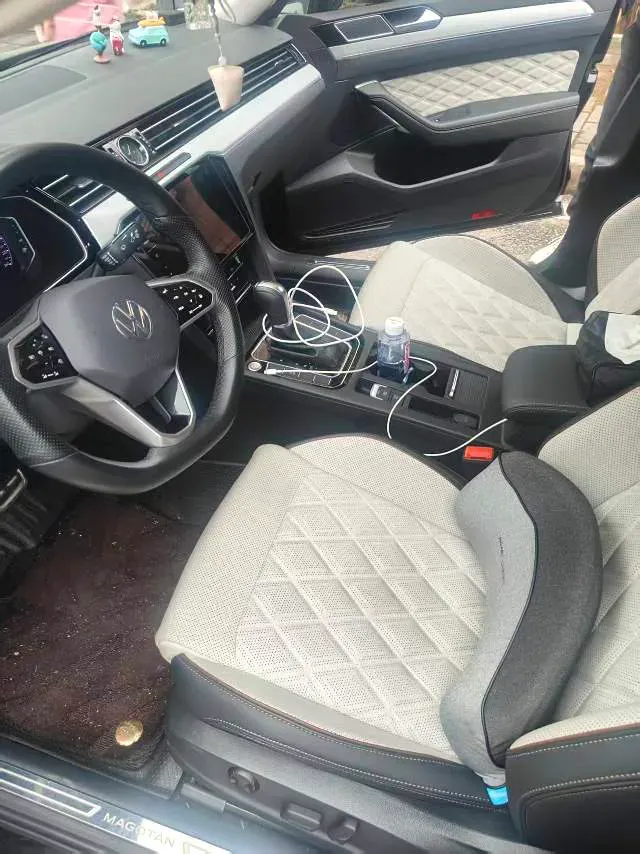 2023 Volkswagen Magotan 2.0T 186HP L4 7DCT,autocango,china used car exporter,china ev exporter,chinese used car exporter,chinese used ev exporter