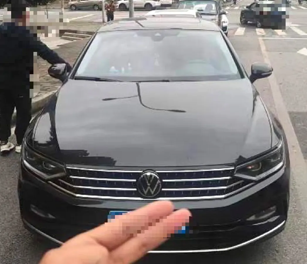2023 Volkswagen Magotan 2.0T 186HP L4 7DCT,autocango,china used car exporter,china ev exporter,chinese used car exporter,chinese used ev exporter