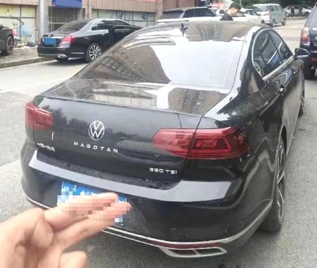 2023 Volkswagen Magotan 2.0T 186HP L4 7DCT,autocango,china used car exporter,china ev exporter,chinese used car exporter,chinese used ev exporter