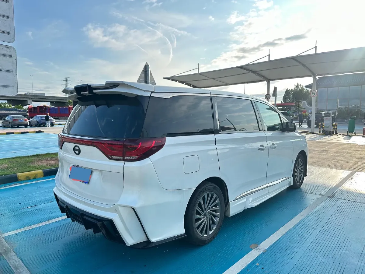 2018 GAC Trumpchi M8 2.0T 201HP L4 6AT,autocango,china used car exporter,china ev exporter,chinese used car exporter,chinese used ev exporter