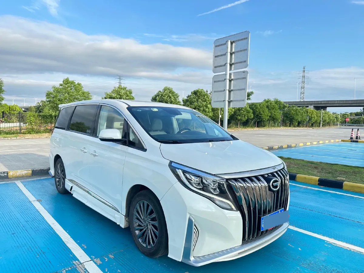 2018 GAC Trumpchi M8 2.0T 201HP L4 6AT,autocango,china used car exporter,china ev exporter,chinese used car exporter,chinese used ev exporter