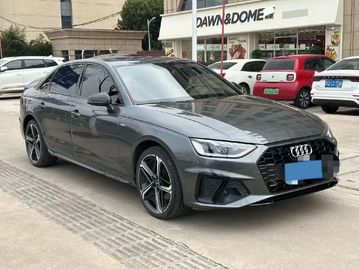 2024 Audi A4L 2.0T 190HP L4 7DCT,autocango,china used car exporter,china ev exporter,chinese used car exporter,chinese used ev exporter