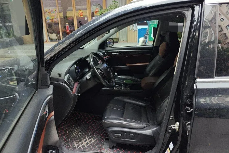 2017 GAC Trumpchi GS8 2.0T 201HP L4 6AT,autocango,china used car exporter,china ev exporter,chinese used car exporter,chinese used ev exporter