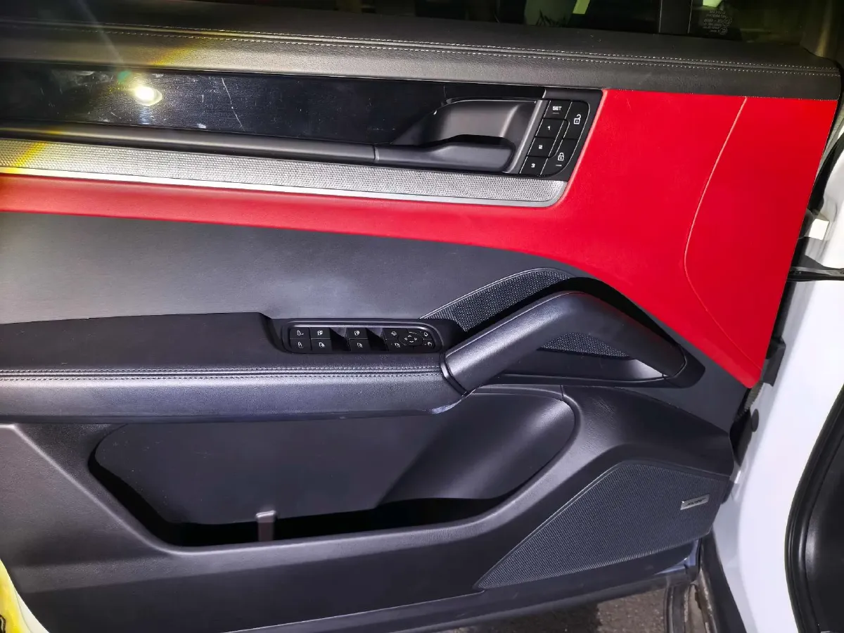 2023 Porsche Cayenne 3.0T 340HP V6 8AT,autocango,china used car exporter,china ev exporter,chinese used car exporter,chinese used ev exporter