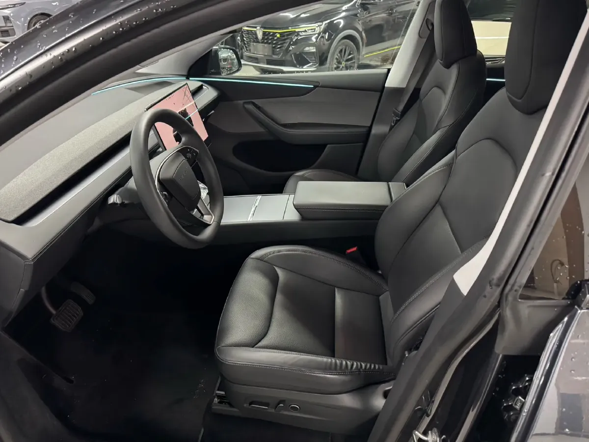 2024 Iveco OuSheng BEV 77.28KWH,autocango,china used car exporter,china ev exporter,chinese used car exporter,chinese used ev exporter