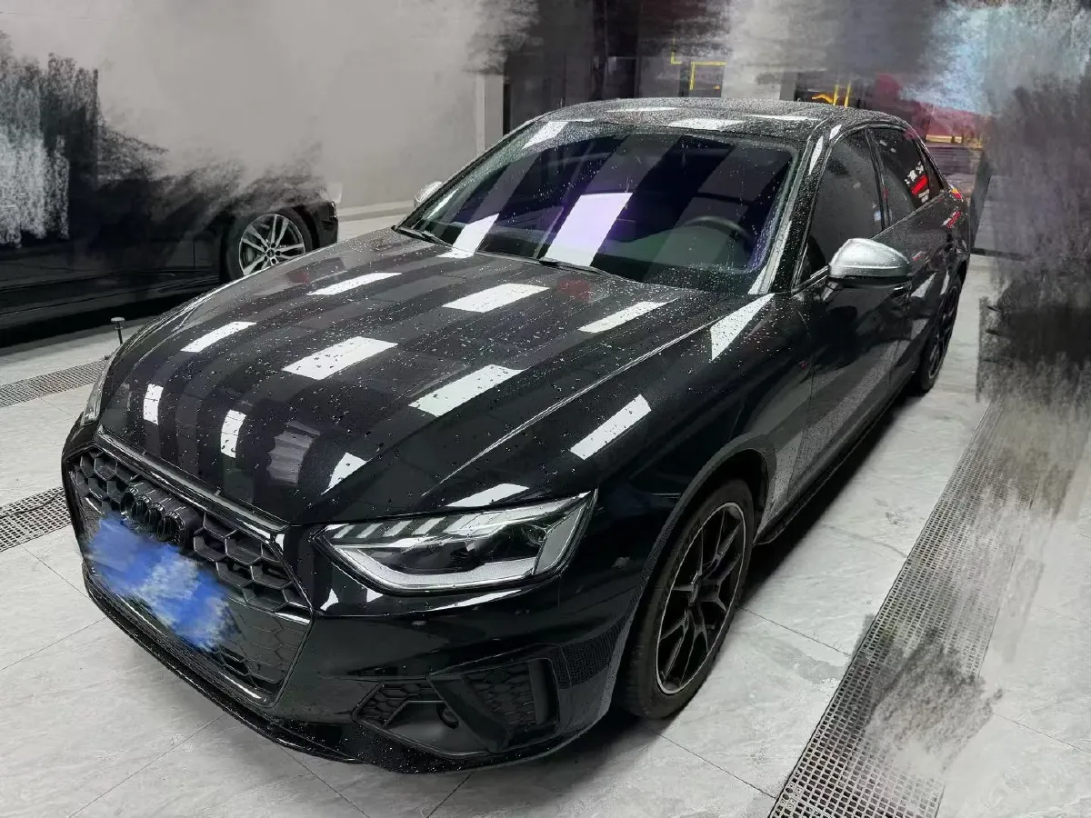 2023 Audi A4L 2.0T 190HP L4 7DCT,autocango,china used car exporter,china ev exporter,chinese used car exporter,chinese used ev exporter