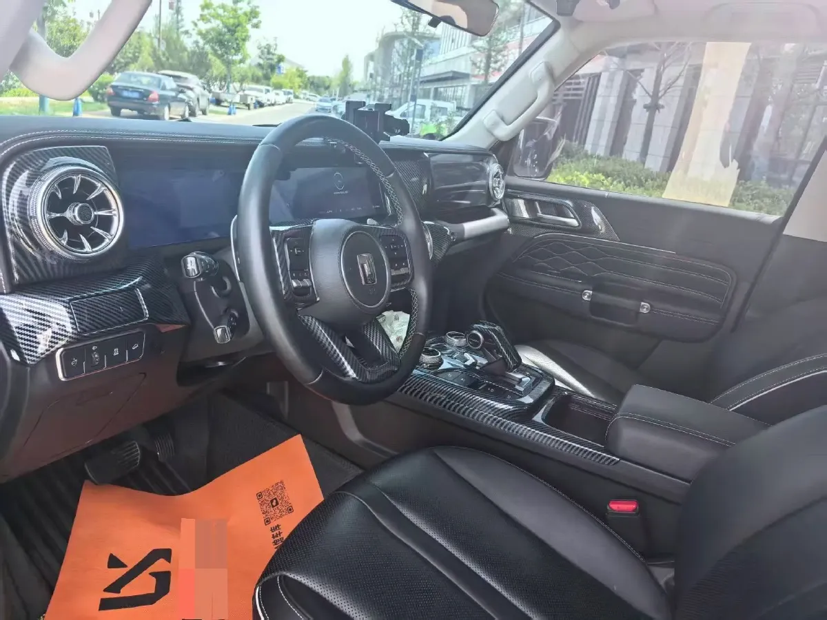 2023 Tank 300 2.0T 227HP L4 8AT,autocango,china used car exporter,china ev exporter,chinese used car exporter,chinese used ev exporter