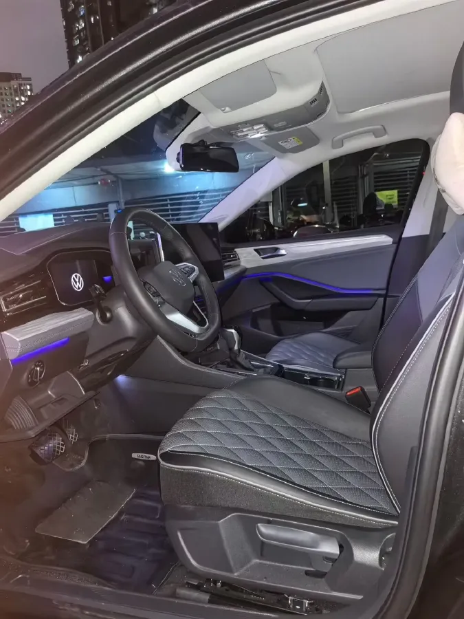 2024 Volkswagen Sagitar 1.5T 160HP L4 7DCT,autocango,china used car exporter,china ev exporter,chinese used car exporter,chinese used ev exporter