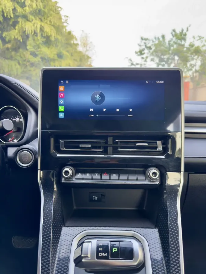 2021 Haval M6 1.5T 150HP L4 7DCT,autocango,china used car exporter,china ev exporter,chinese used car exporter,chinese used ev exporter