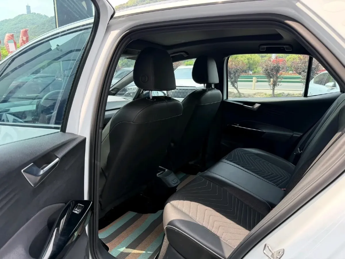 2021 Volkswagen T-Cross 1.4T 150HP L4 7DCT,autocango,china used car exporter,china ev exporter,chinese used car exporter,chinese used ev exporter