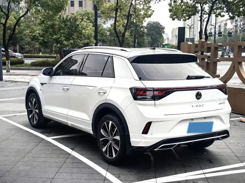 2023 Volkswagen T-Roc 1.5T 160HP L4 7DCT,autocango,china used car exporter,china ev exporter,chinese used car exporter,chinese used ev exporter