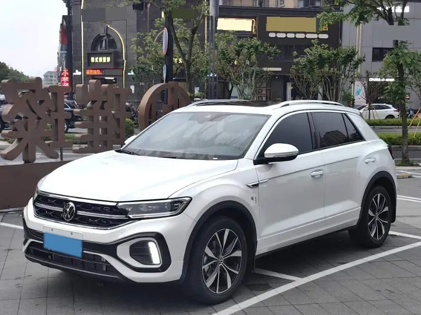 2023 Volkswagen T-Roc 1.5T 160HP L4 7DCT,autocango,china used car exporter,china ev exporter,chinese used car exporter,chinese used ev exporter