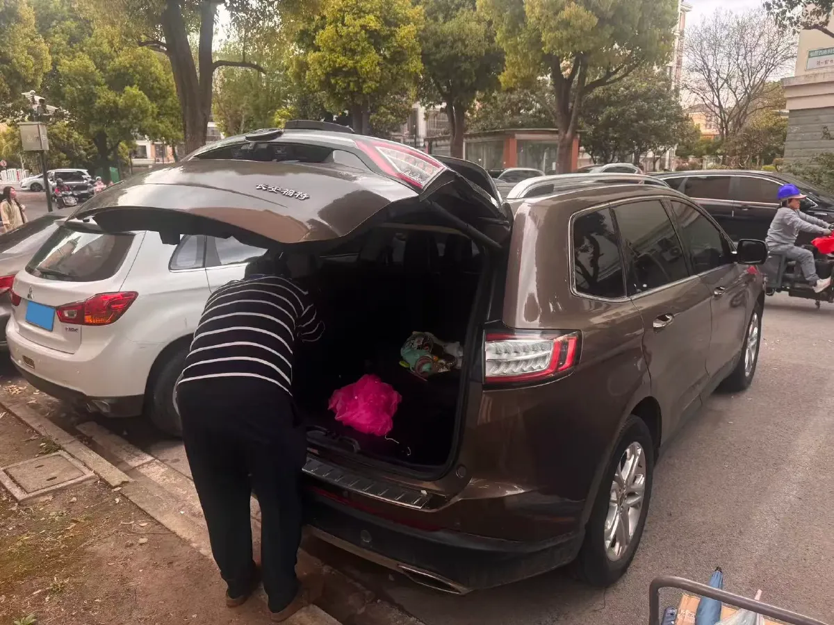 2018 Ford Edge 2.0T 245HP L4 6AT,autocango,china used car exporter,china ev exporter,chinese used car exporter,chinese used ev exporter