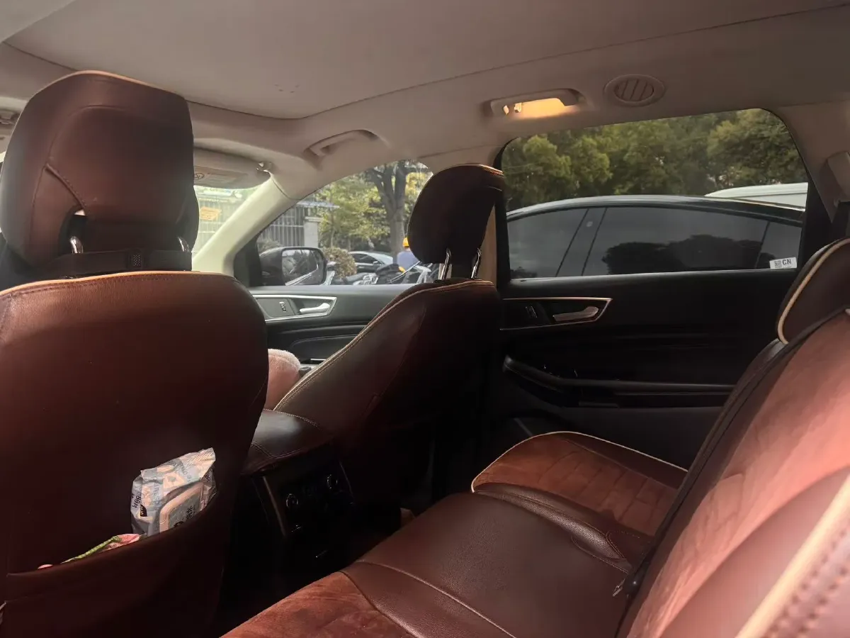 2018 Ford Edge 2.0T 245HP L4 6AT,autocango,china used car exporter,china ev exporter,chinese used car exporter,chinese used ev exporter