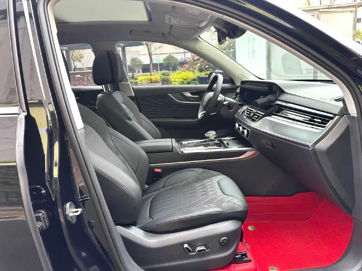 2023 HongQi HS5 2.0T 252HP L4 8AT,autocango,china used car exporter,china ev exporter,chinese used car exporter,chinese used ev exporter