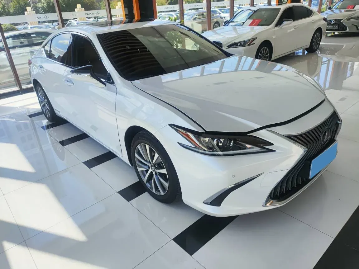 2020 Lexus ES 2.0L 173HP L4 CVT,autocango,china used car exporter,china ev exporter,chinese used car exporter,chinese used ev exporter